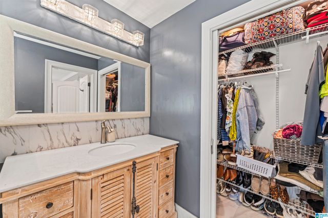 5144 NORTHUMBERLAND ROAD, Irondale, AL 35210