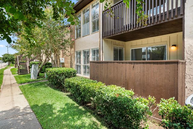 1500 Bay Area Boulevard 322, Houston, TX 77058