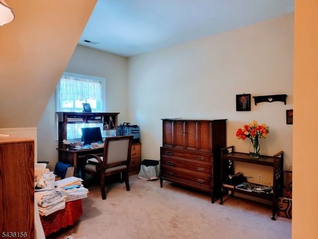40 Schmidt Cir, Watchung Boro, NJ 07069