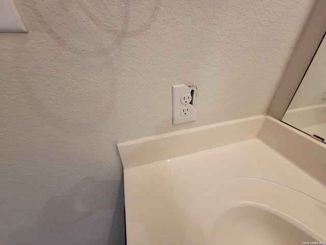 1737 Rocky Rise, San Antonio, TX 78245