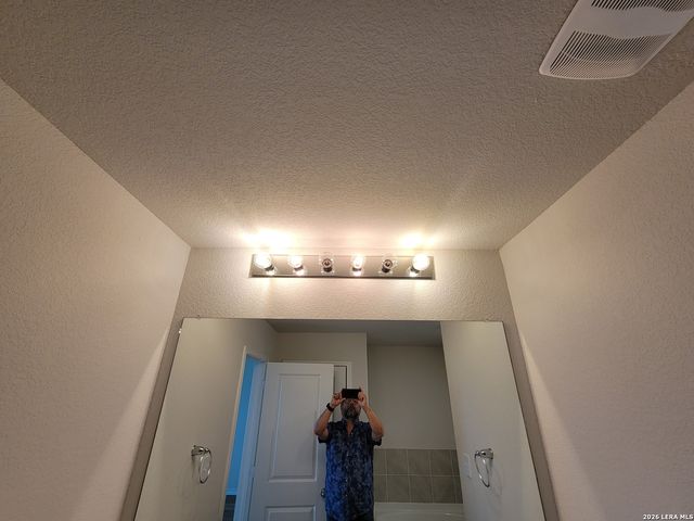 1737 Rocky Rise, San Antonio, TX 78245