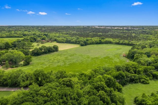 2600 W Main Street, Lancaster, TX 75146