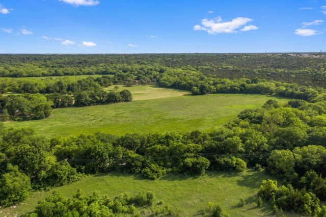2600 W Main Street, Lancaster, TX 75146