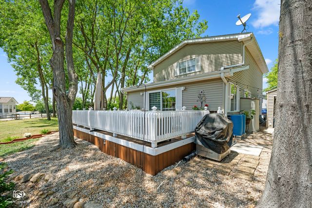 156 Fossil Cove Lane, Wilmington, IL 60481