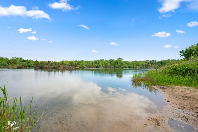 156 Fossil Cove Lane, Wilmington, IL 60481