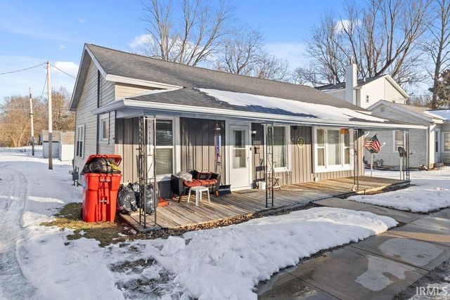 301 S Washington Street, Pierceton, IN 46582