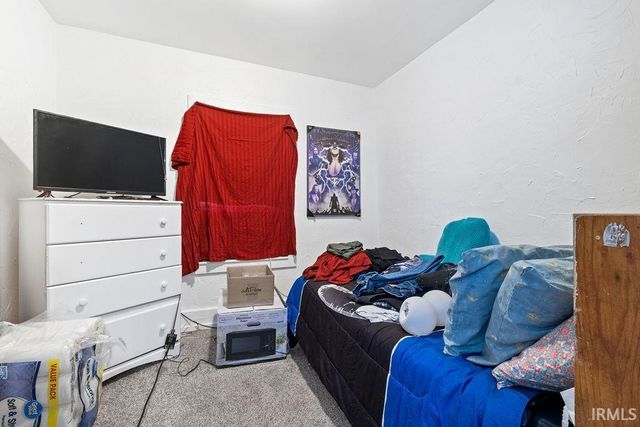 301 S Washington Street, Pierceton, IN 46582