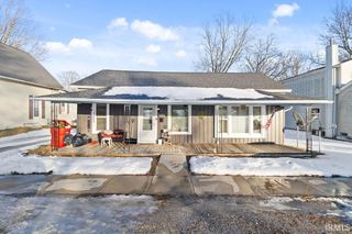 301 S Washington Street, Pierceton, IN 46582