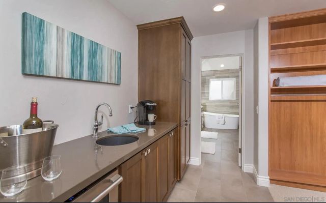 48 Spinnaker Way, Coronado, CA 92118