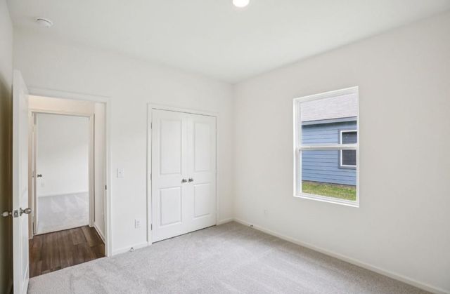 328 Sieders ST, Taylor, TX 76574