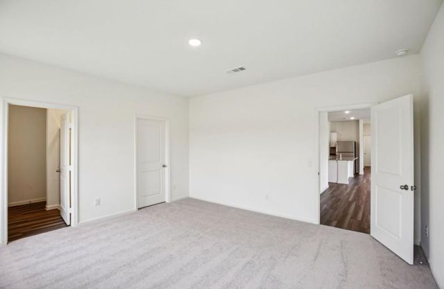 328 Sieders ST, Taylor, TX 76574