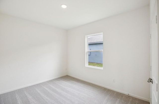 328 Sieders ST, Taylor, TX 76574
