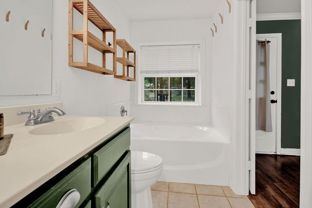 105 Grass Knoll Drive, Hideaway, TX 75771