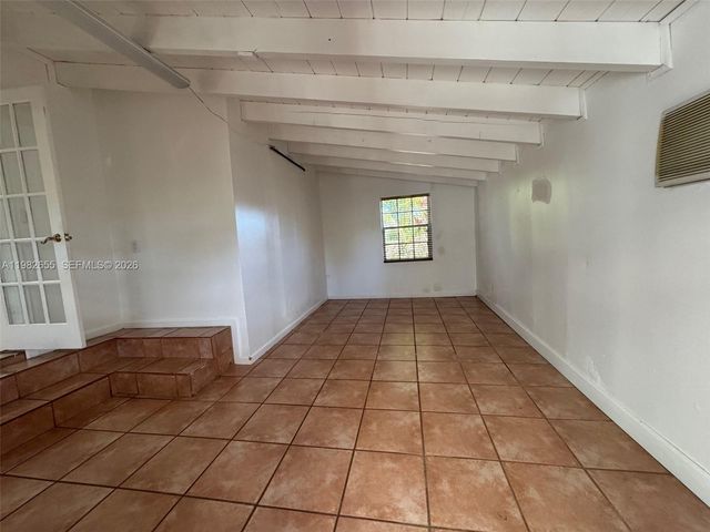 65 Bentley Dr, Miami Springs, FL 33166