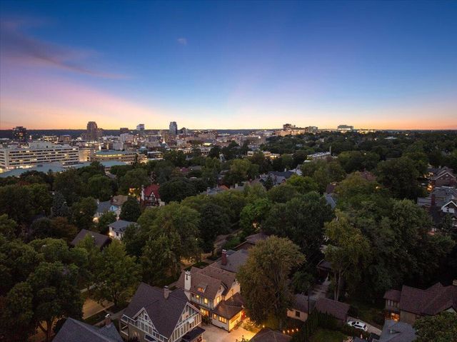 316 Morris Avenue SE, Grand Rapids, MI 49503