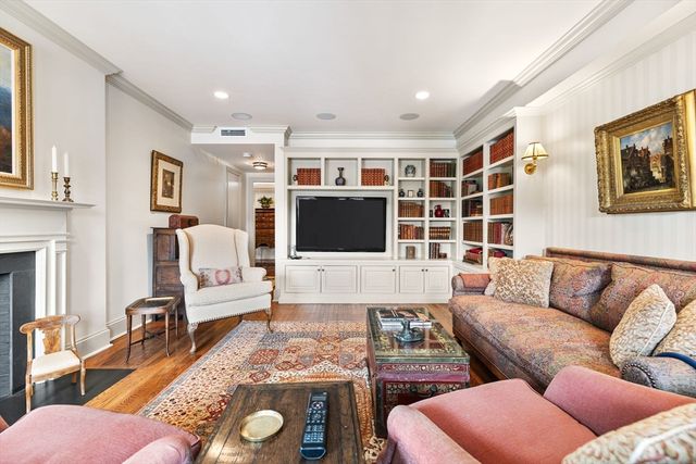 81 Beacon Street 8, Boston, MA 02108