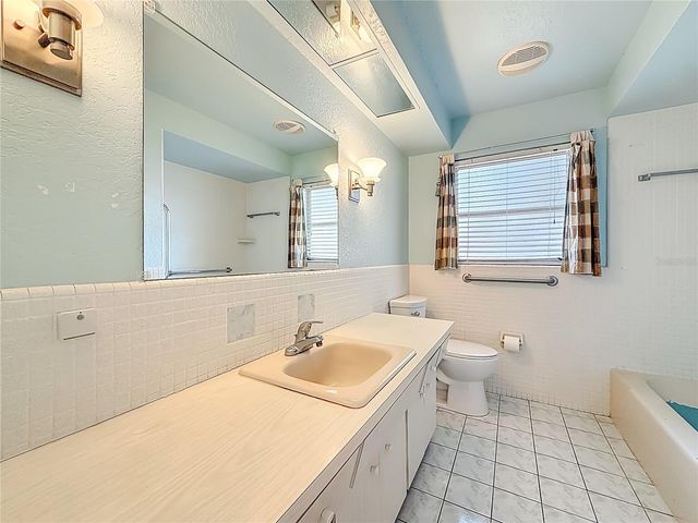 2028 IMPERIAL WAY, Clearwater, FL 33764