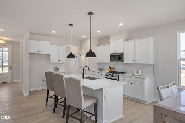 71 Fellow Drive, Lillington, NC 27546