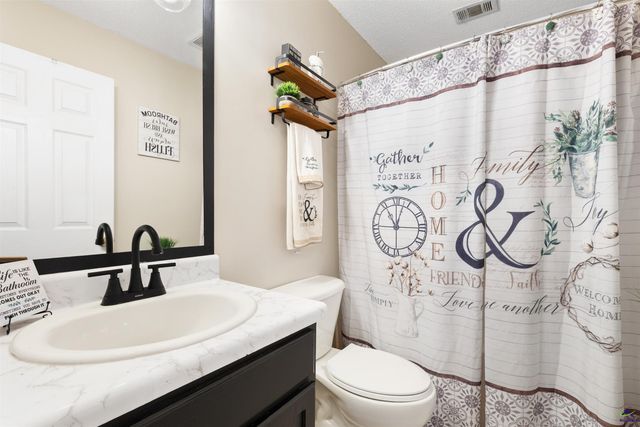360 Amanda Drive, Gray, GA 31032