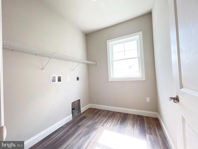 106 TREE TOP LN, Middletown, PA 17057