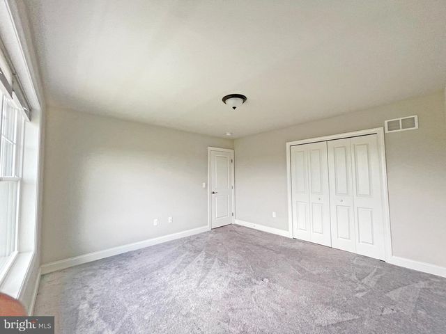 106 TREE TOP LN, Middletown, PA 17057