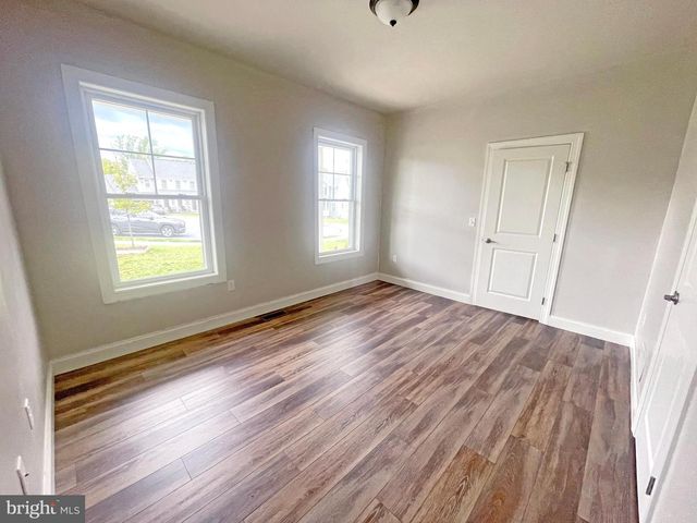 106 TREE TOP LN, Middletown, PA 17057