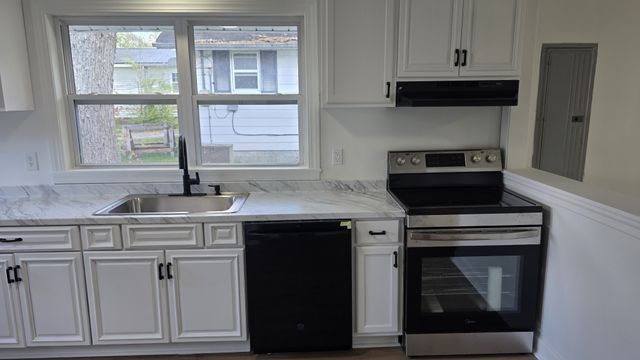 314 Deller St, W, Lawrenceburg, TN 38464