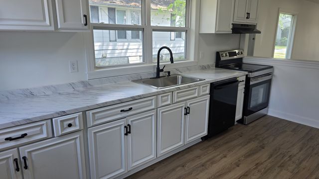 314 Deller St, W, Lawrenceburg, TN 38464