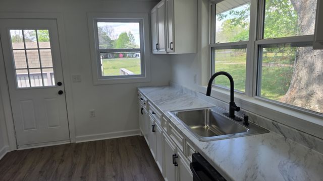 314 Deller St, W, Lawrenceburg, TN 38464