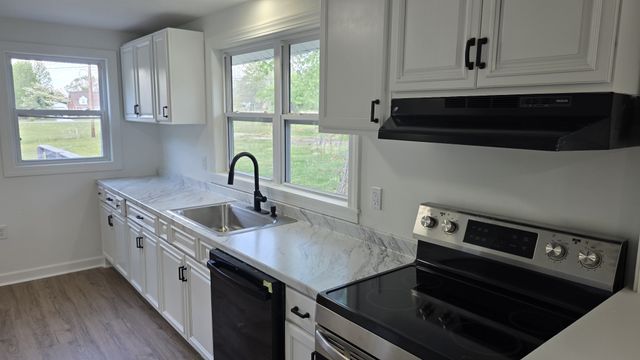 314 Deller St, W, Lawrenceburg, TN 38464