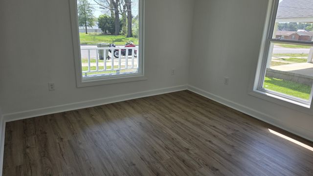 314 Deller St, W, Lawrenceburg, TN 38464