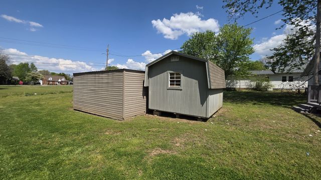 314 Deller St, W, Lawrenceburg, TN 38464