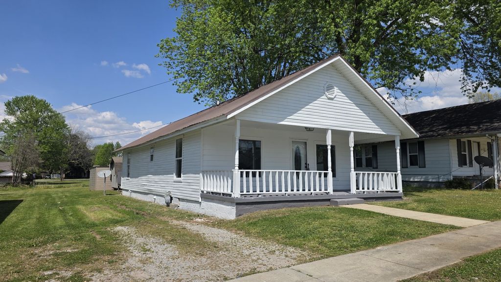 314 Deller St, W, Lawrenceburg, TN 38464