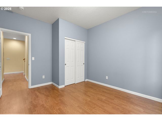 807 Nw BROOKHILL St, Hillsboro, OR 97124