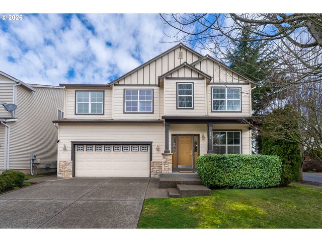 807 Nw BROOKHILL St, Hillsboro, OR 97124