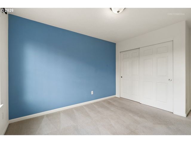 807 Nw BROOKHILL St, Hillsboro, OR 97124