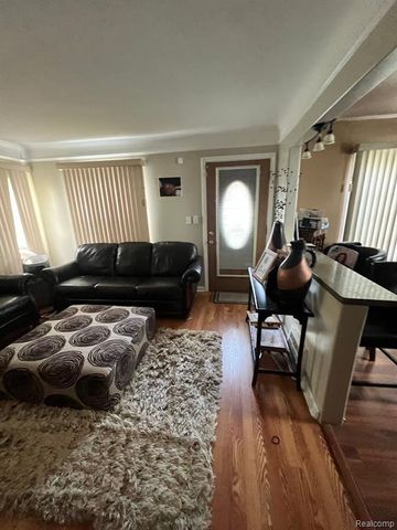 22010 Gascony Avenue, Eastpointe, MI 48021