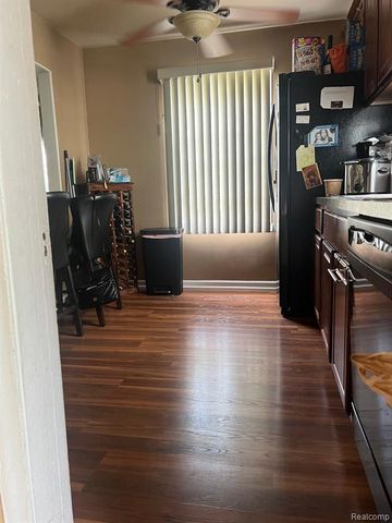 22010 Gascony Avenue, Eastpointe, MI 48021