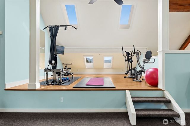 26221 Landsburg Road SE, Ravensdale, WA 98051