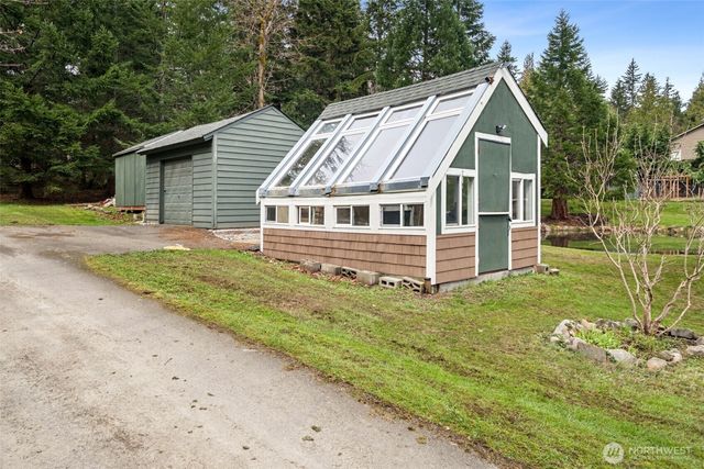 26221 Landsburg Road SE, Ravensdale, WA 98051
