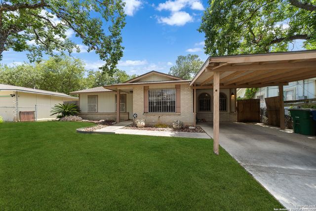 5622 Rushhill St, San Antonio, TX 78228