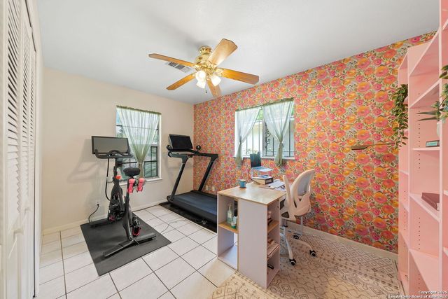 5622 Rushhill St, San Antonio, TX 78228