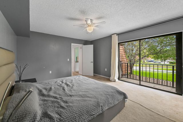 2007 20th Lane, Greenacres, FL 33463