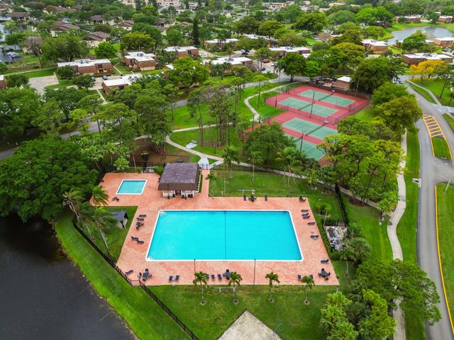 2007 20th Lane, Greenacres, FL 33463