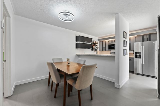 2007 20th Lane, Greenacres, FL 33463