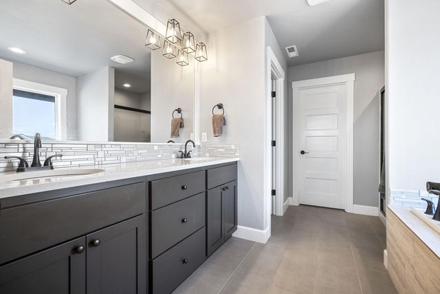 731 NW 26th Street, Redmond, OR 97756