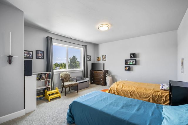 731 NW 26th Street, Redmond, OR 97756