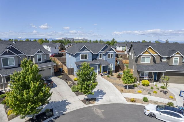 731 NW 26th Street, Redmond, OR 97756