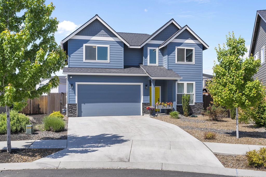 731 NW 26th Street, Redmond, OR 97756