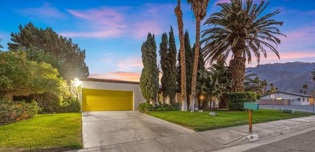 1385 E Via Escuela, Palm Springs, CA 92262